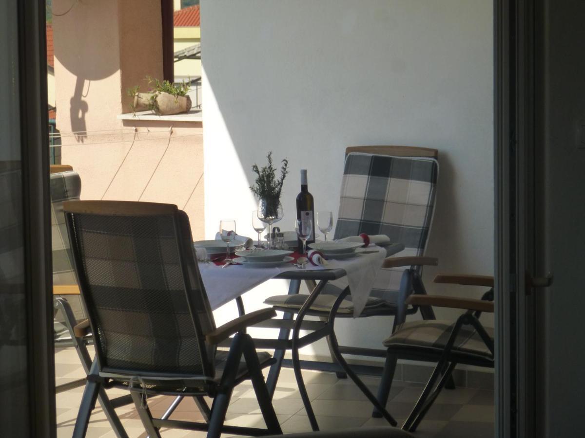 Apartment Dada Novi Vinodolski Buitenkant foto